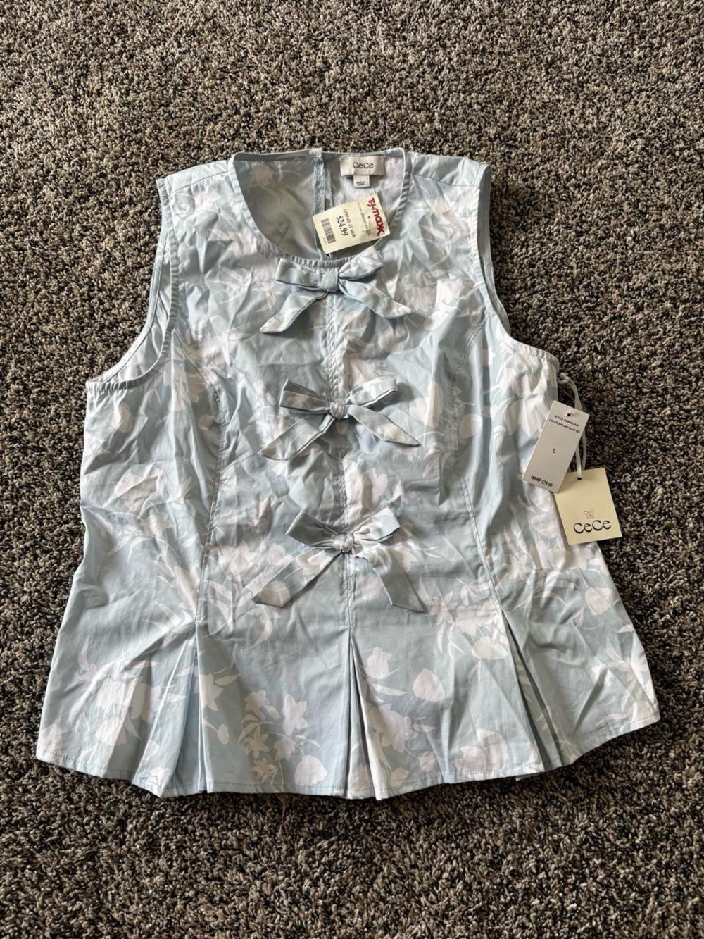 CeCe Women’s Light Blue Floral Bow-Front Sleeveless Top